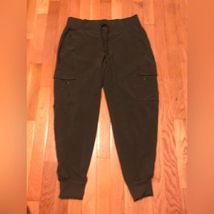 Green cargo pants
